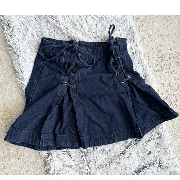 Free People Lace Up Pleated Boho Dark Wash Denim Jean Mini Skirt Y2K - Picture 2 of 4